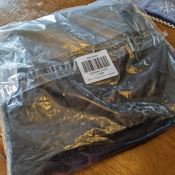 ✨NWT✨ Torrid Super Soft Slub Hoodie - Picture 3 of 4